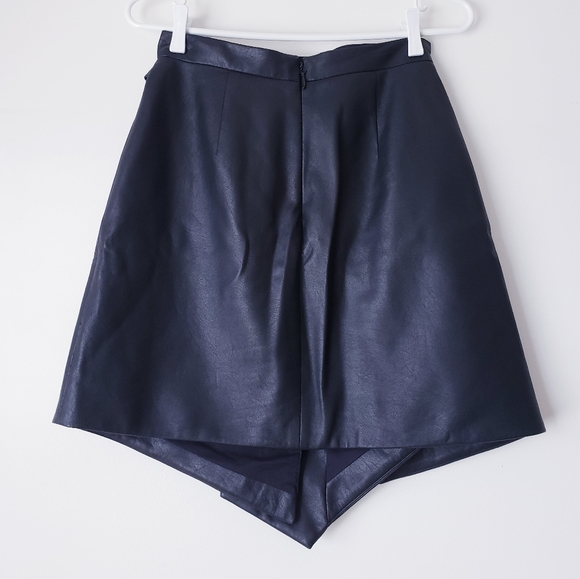 Bcbg faux leather skirt - Picture 4 of 4